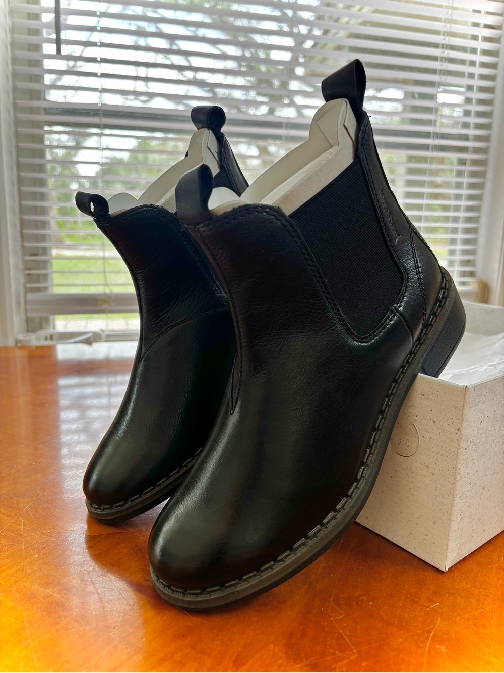Josef Seibel Women Black Leather Chelsea Ankle Boots